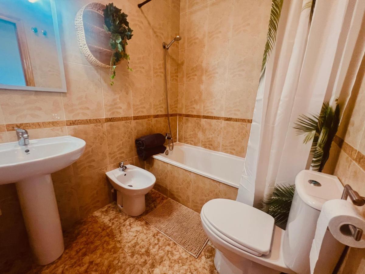 Casa Flania, Seaview, 2-Bedroom, 2-Bathroom Alicante Esterno foto